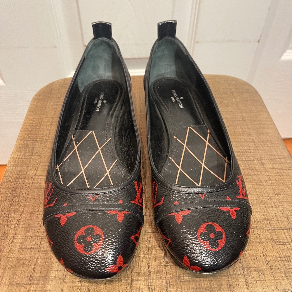 LOUIS VUITTON BLACK RED MONOGRAM REVIVAL BALLERINA FLAT SHOES 36.5